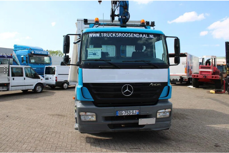 Mercedes-Benz Axor 2533 + 14t crane + 6x2 + REMOTE + MANUAL + LIFT - Auto s hydraulickou rukou: obrázek 4 Mercedes-Benz Axor 2533 + 14t crane + 6x2 + REMOTE + MANUAL + LIFT - Auto s hydraulickou rukou: obrázek 4