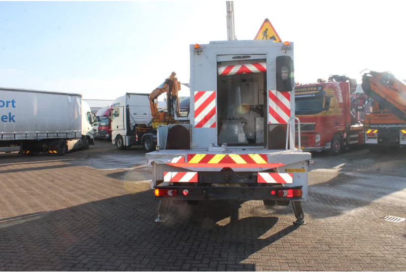 Renault Midlum 220 + 14METER + EURO 5 - Nákladní auto: obrázek 5 Renault Midlum 220 + 14METER + EURO 5 - Nákladní auto: obrázek 5