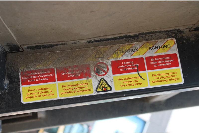 Nissan 45.13 + EURO 4 + C patent + tipper + MANUAL - Sklápěč: obrázek 5 Nissan 45.13 + EURO 4 + C patent + tipper + MANUAL - Sklápěč: obrázek 5