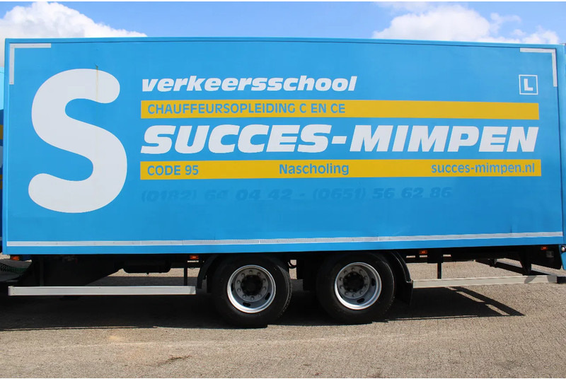 Pacton 2X AXLE + NICE TRAILER - Skříňový přívěs: obrázek 2 Pacton 2X AXLE + NICE TRAILER - Skříňový přívěs: obrázek 2