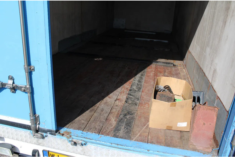 Pacton 2X AXLE + NICE TRAILER - Skříňový přívěs: obrázek 5 Pacton 2X AXLE + NICE TRAILER - Skříňový přívěs: obrázek 5