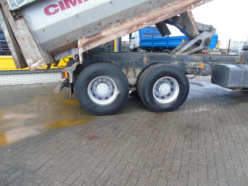 Renault Kerax 420 DCI + MANUAL + SPRING + 6X4 + PERFECT - Sklápěč: obrázek 3 Renault Kerax 420 DCI + MANUAL + SPRING + 6X4 + PERFECT - Sklápěč: obrázek 3