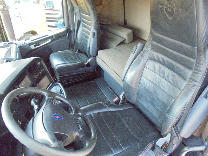 Scania R730 V8 + Euro 5 + Loglift 115Z + 6X4 - Nákladní automobil valníkový/ Plošinový: obrázek 4 Scania R730 V8 + Euro 5 + Loglift 115Z + 6X4 - Nákladní automobil valníkový/ Plošinový: obrázek 4