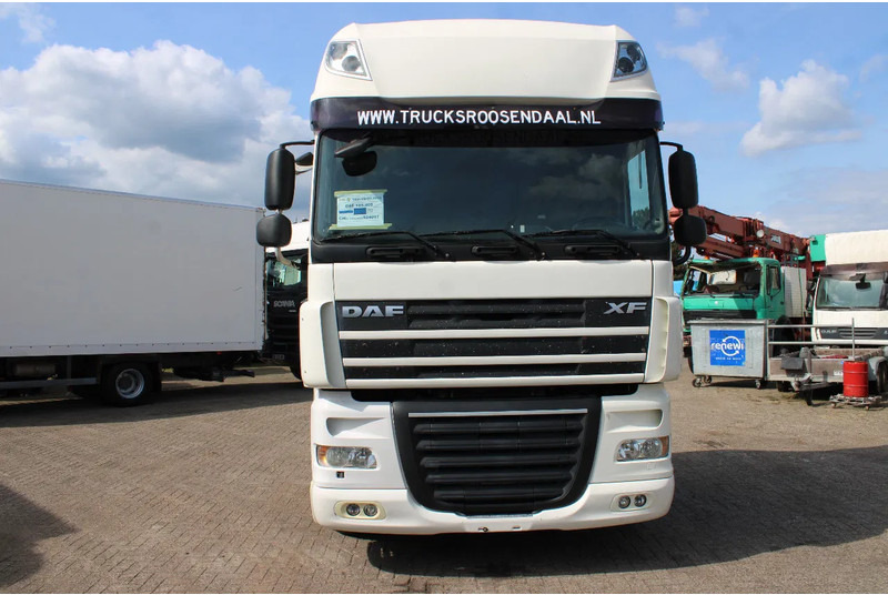 DAF XF 105.460 + EURO 5 + - Tahač: obrázek 2 DAF XF 105.460 + EURO 5 + - Tahač: obrázek 2