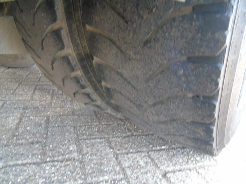 Tahač DAF XF 460 + 302KM + PTO + EURO 6: obrázek 17