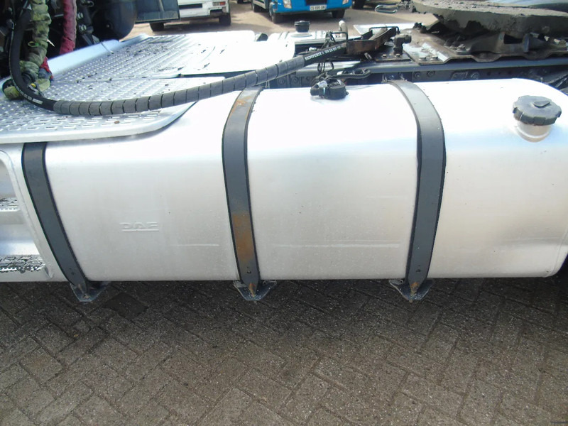 Tahač DAF XF 460 + 302KM + PTO + EURO 6: obrázek 7