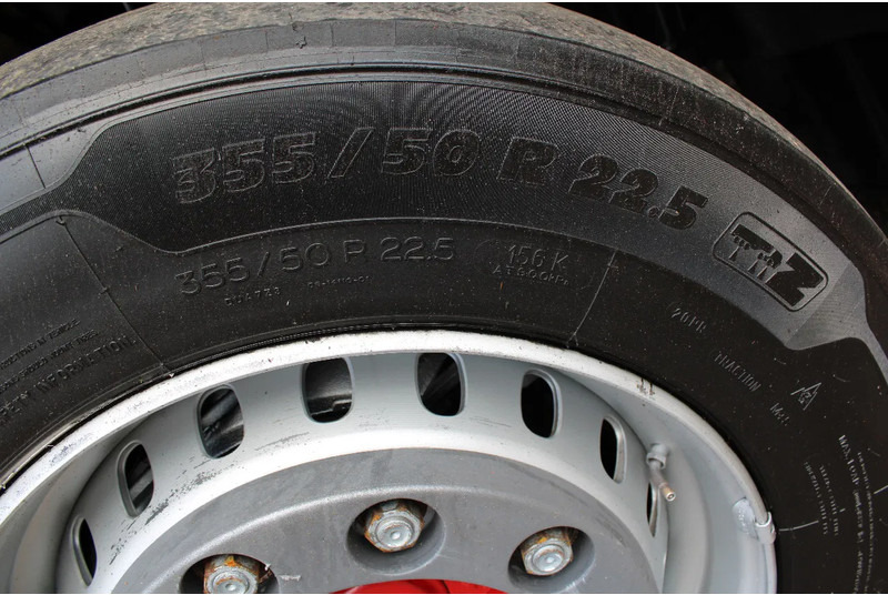 Iveco S-WAY 460 + LNG + retarder + euro 6 - Tahač: obrázek 5 Iveco S-WAY 460 + LNG + retarder + euro 6 - Tahač: obrázek 5