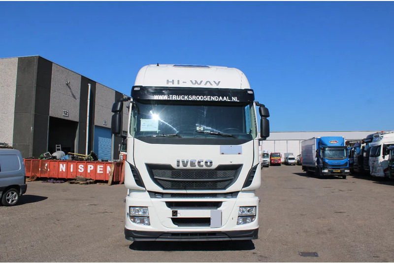 Iveco Stralis 420 + EURO 6 - Tahač: obrázek 4 Iveco Stralis 420 + EURO 6 - Tahač: obrázek 4