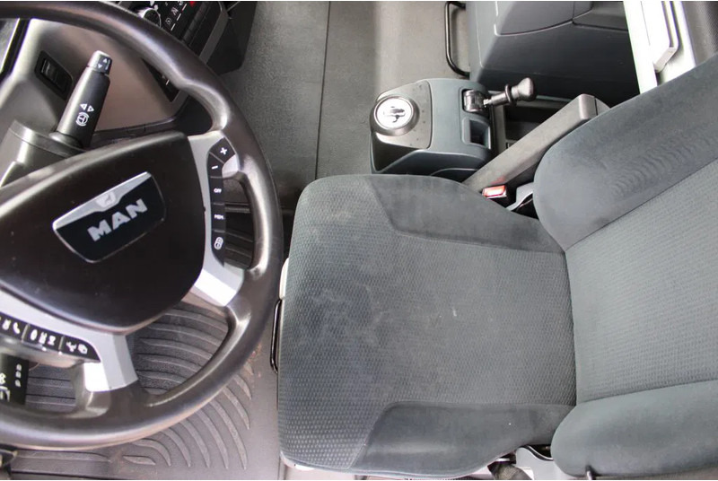 MAN TGX 18.480 + Euro 6 + Retarder + adr - Tahač: obrázek 5 MAN TGX 18.480 + Euro 6 + Retarder + adr - Tahač: obrázek 5
