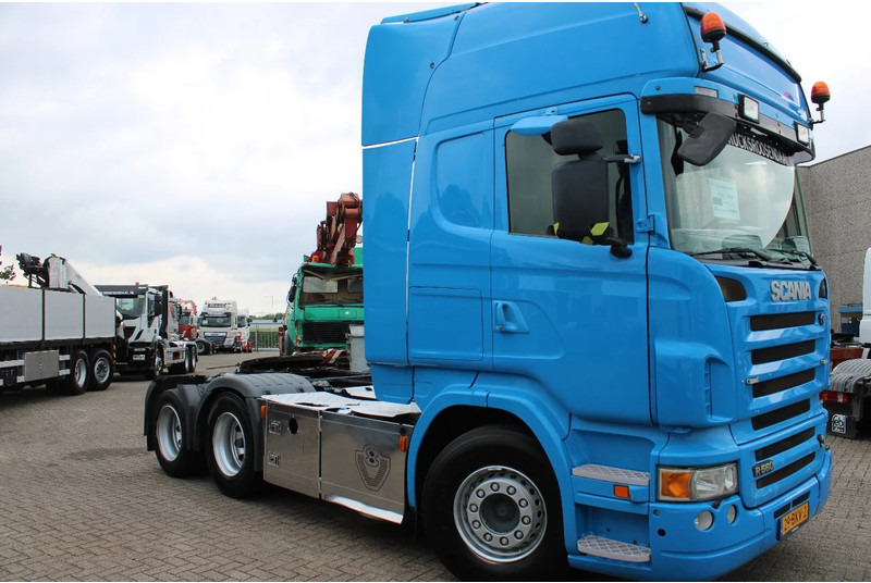 Scania R560 V8 + manual + ADR + 6x2 - Tahač: obrázek 4 Scania R560 V8 + manual + ADR + 6x2 - Tahač: obrázek 4
