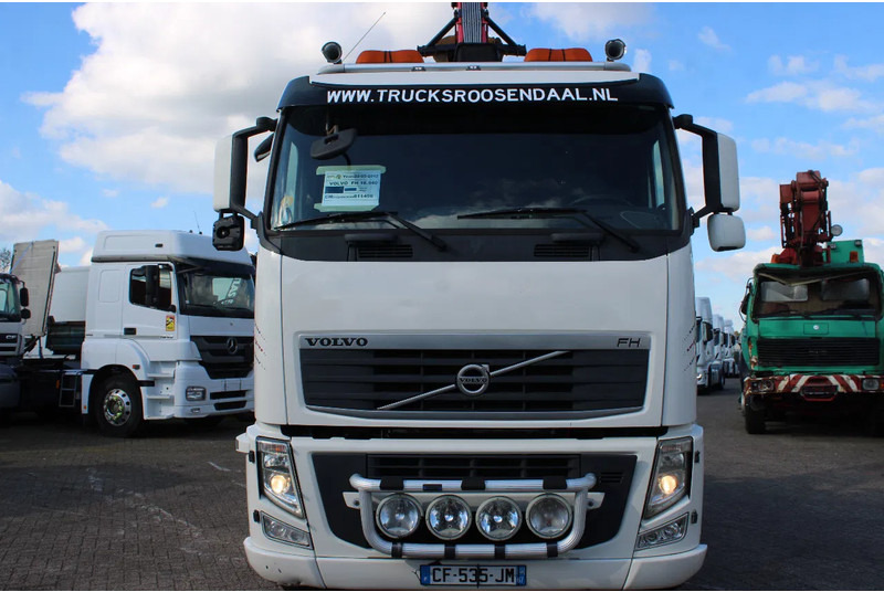 Volvo FH 16.540 + 6x4 EURO 5 + palfinger epsilon 30t/m + MANUAL - Tahač: obrázek 2 Volvo FH 16.540 + 6x4 EURO 5 + palfinger epsilon 30t/m + MANUAL - Tahač: obrázek 2