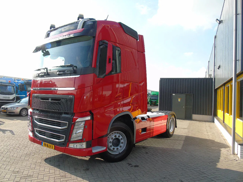 Volvo FH 460 + PTO/HYDROLIC + EURO 6 - Tahač: obrázek 2 Volvo FH 460 + PTO/HYDROLIC + EURO 6 - Tahač: obrázek 2