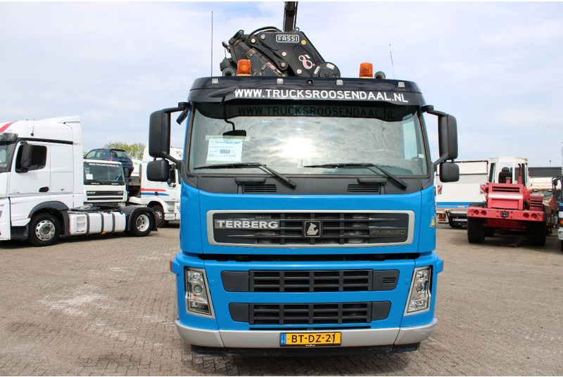 Terberg FM 2850 hiab 200c + 10x4 + fully functional + euro 5 - Auto s hydraulickou rukou: obrázek 4 Terberg FM 2850 hiab 200c + 10x4 + fully functional + euro 5 - Auto s hydraulickou rukou: obrázek 4