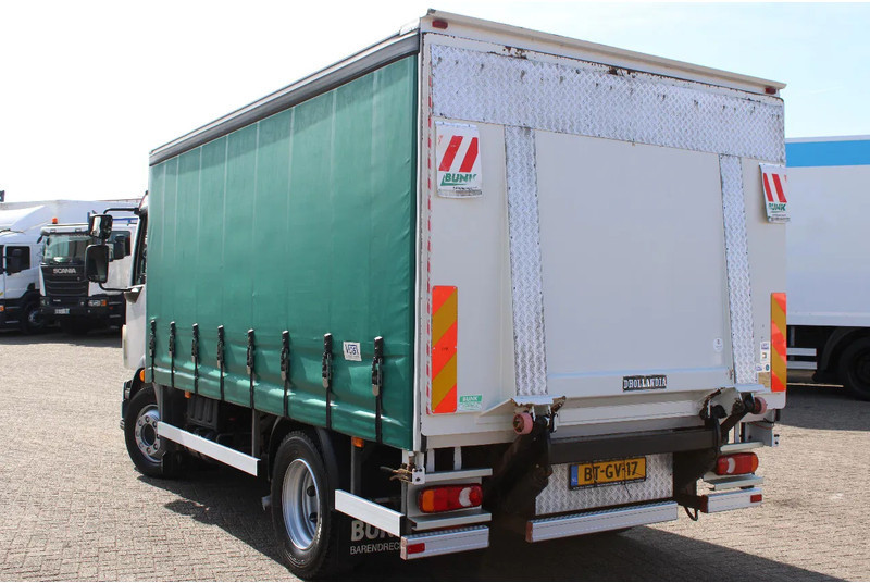 Volvo FL 12 .240 + LIFT + MANUAL - Plachtový nákladní auto: obrázek 5 Volvo FL 12 .240 + LIFT + MANUAL - Plachtový nákladní auto: obrázek 5