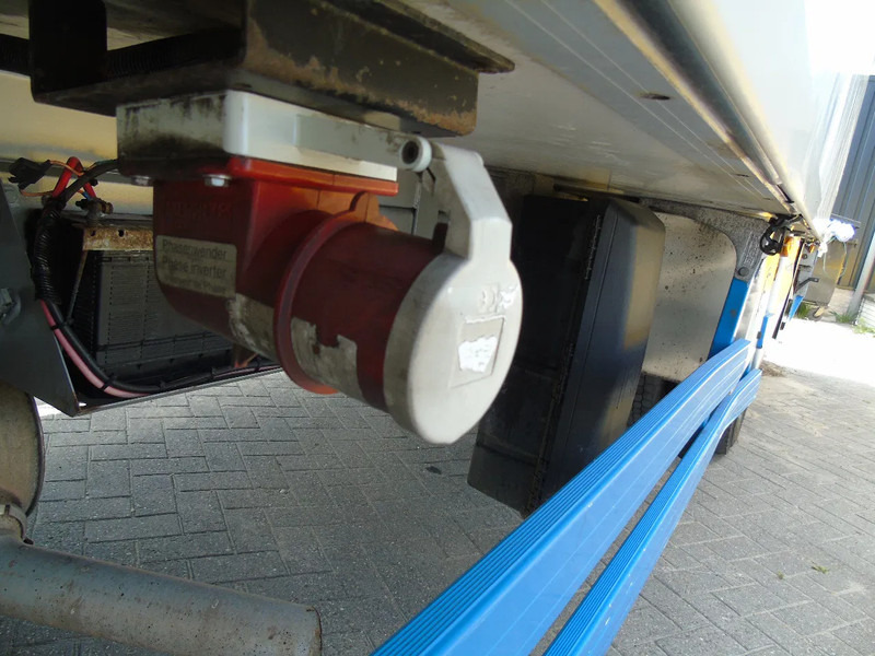 Chladírenský nákladní automobil Volvo FL 16.260 +CHEREAU + carrier + manual: obrázek 11