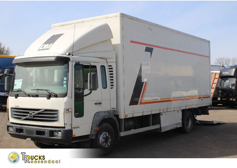 Volvo FL 6.250 +EURO 2 + MANUAL + LIFT - Skříňový nákladní auto: obrázek 1 Volvo FL 6.250 +EURO 2 + MANUAL + LIFT - Skříňový nákladní auto: obrázek 1