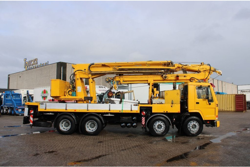 Volvo FL10 8X4 + GROMACH 34 mtr. + EURO 2 - Univerzální autojeřáb: obrázek 5 Volvo FL10 8X4 + GROMACH 34 mtr. + EURO 2 - Univerzální autojeřáb: obrázek 5