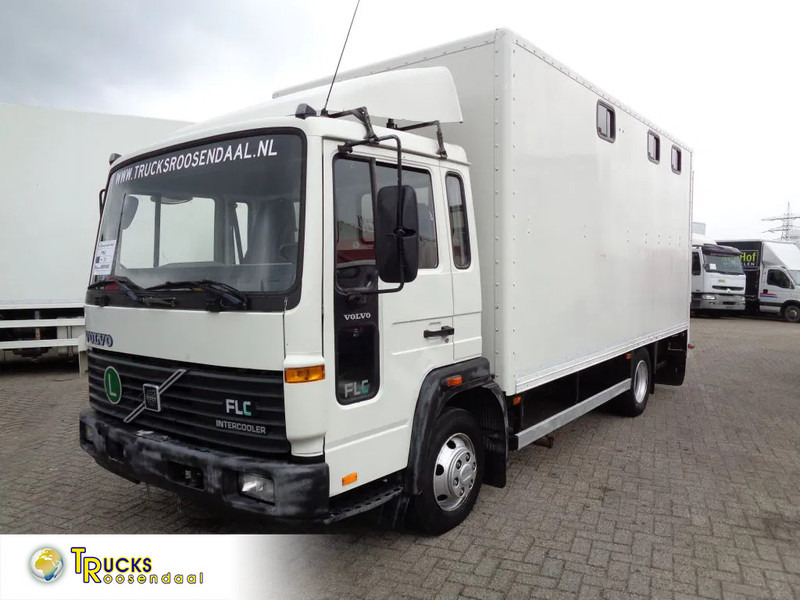 Volvo FLC + Manual + Horse transport - Auto na přepravu koní: obrázek 1 Volvo FLC + Manual + Horse transport - Auto na přepravu koní: obrázek 1