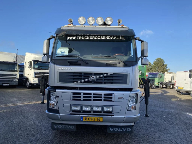 Volvo FM 370 + Euro 5 + Palfinger Z-Q170 Crane + 30ton NCH lift + Container system + hoogsta - Auto s hydraulickou rukou: obrázek 2 Volvo FM 370 + Euro 5 + Palfinger Z-Q170 Crane + 30ton NCH lift + Container system + hoogsta - Auto s hydraulickou rukou: obrázek 2