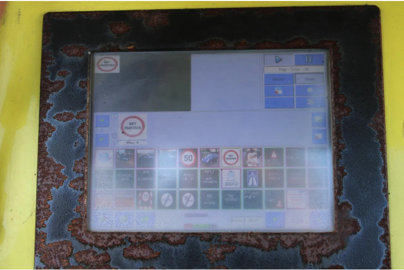 Verdegro screen projector full complete with laptop/software - Prodejní přívěs: obrázek 5 Verdegro screen projector full complete with laptop/software - Prodejní přívěs: obrázek 5