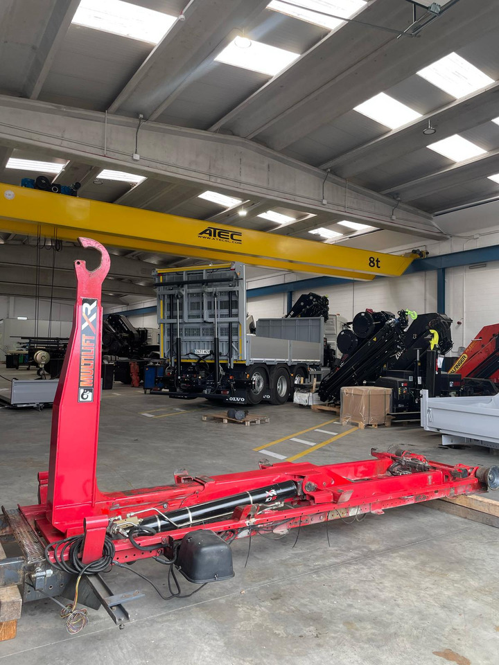 Multilift XR 10 S 36 - Výklopný kontejner: obrázek 3 Multilift XR 10 S 36 - Výklopný kontejner: obrázek 3