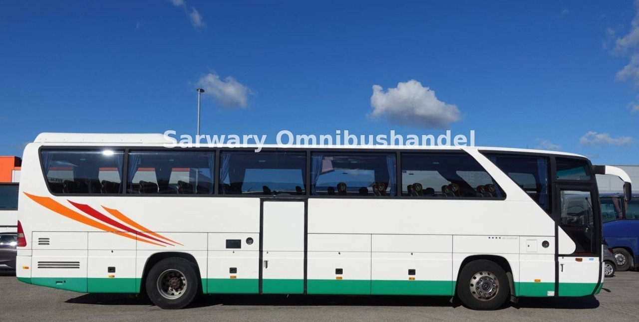 Mercedes-Benz 350 Tourismo 15-RHD *V6*404*Travego*51-Sitze* - Turistický autobus: obrázek 5 Mercedes-Benz 350 Tourismo 15-RHD *V6*404*Travego*51-Sitze* - Turistický autobus: obrázek 5