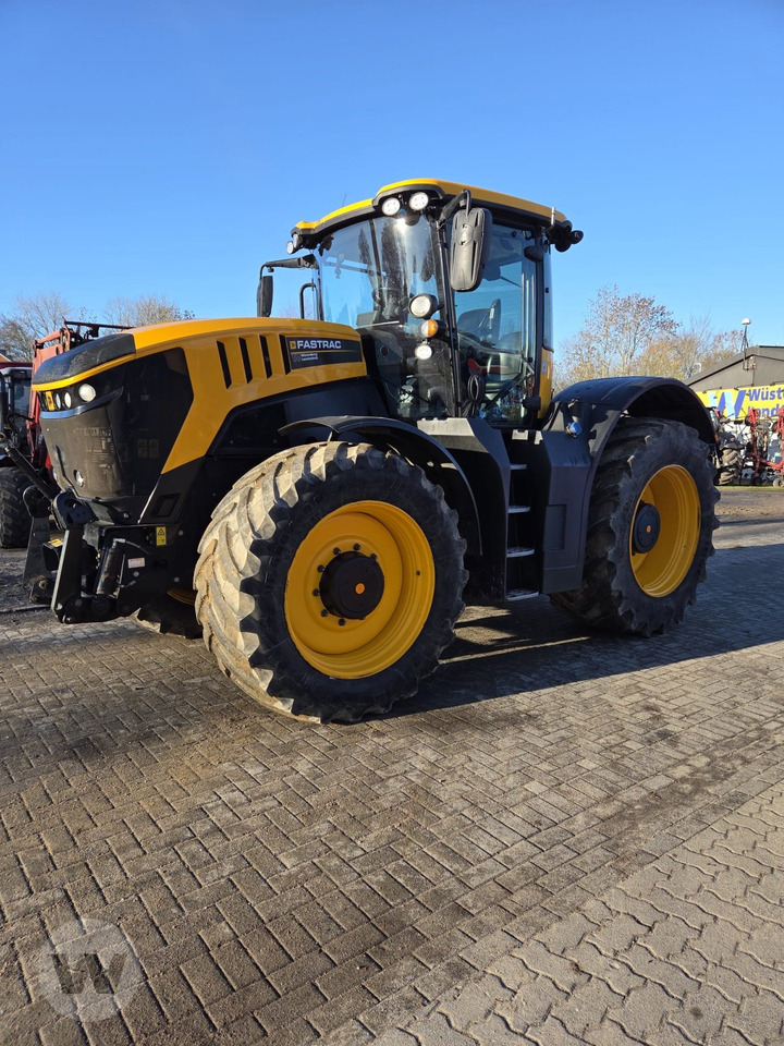 JCB FasTrac 8330 - Traktor: obrázek 2 JCB FasTrac 8330 - Traktor: obrázek 2