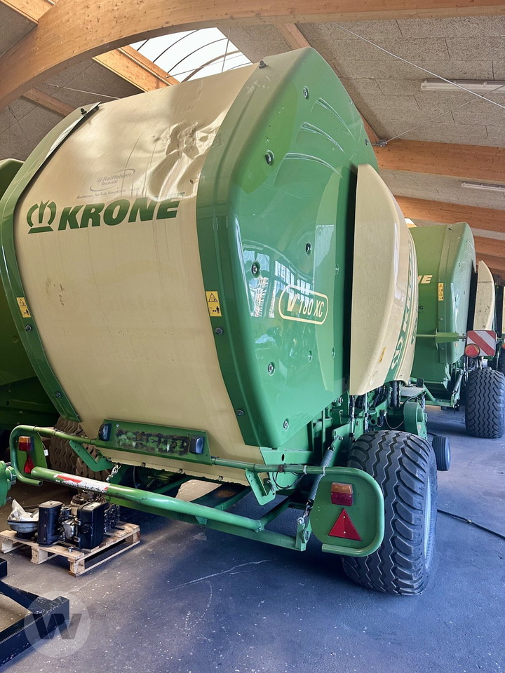 Krone Comprima V 180 XC - Lis na válcové balíky: obrázek 4 Krone Comprima V 180 XC - Lis na válcové balíky: obrázek 4