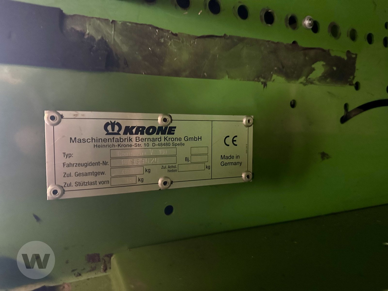 Krone Comprima V 180 XC - Lis na válcové balíky: obrázek 2 Krone Comprima V 180 XC - Lis na válcové balíky: obrázek 2