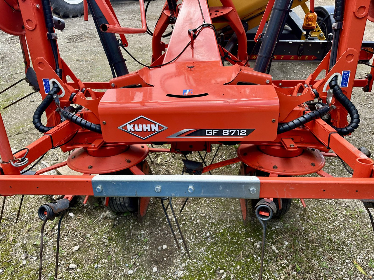 Kuhn GF 8712 - Obraceč/ Shrnovač: obrázek 3 Kuhn GF 8712 - Obraceč/ Shrnovač: obrázek 3