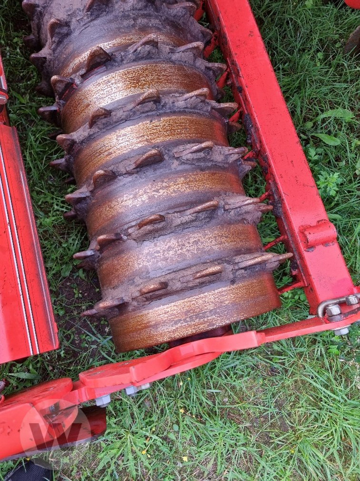 Kuhn HR 303 D + Venta EC 300 - Rotační brány: obrázek 3 Kuhn HR 303 D + Venta EC 300 - Rotační brány: obrázek 3