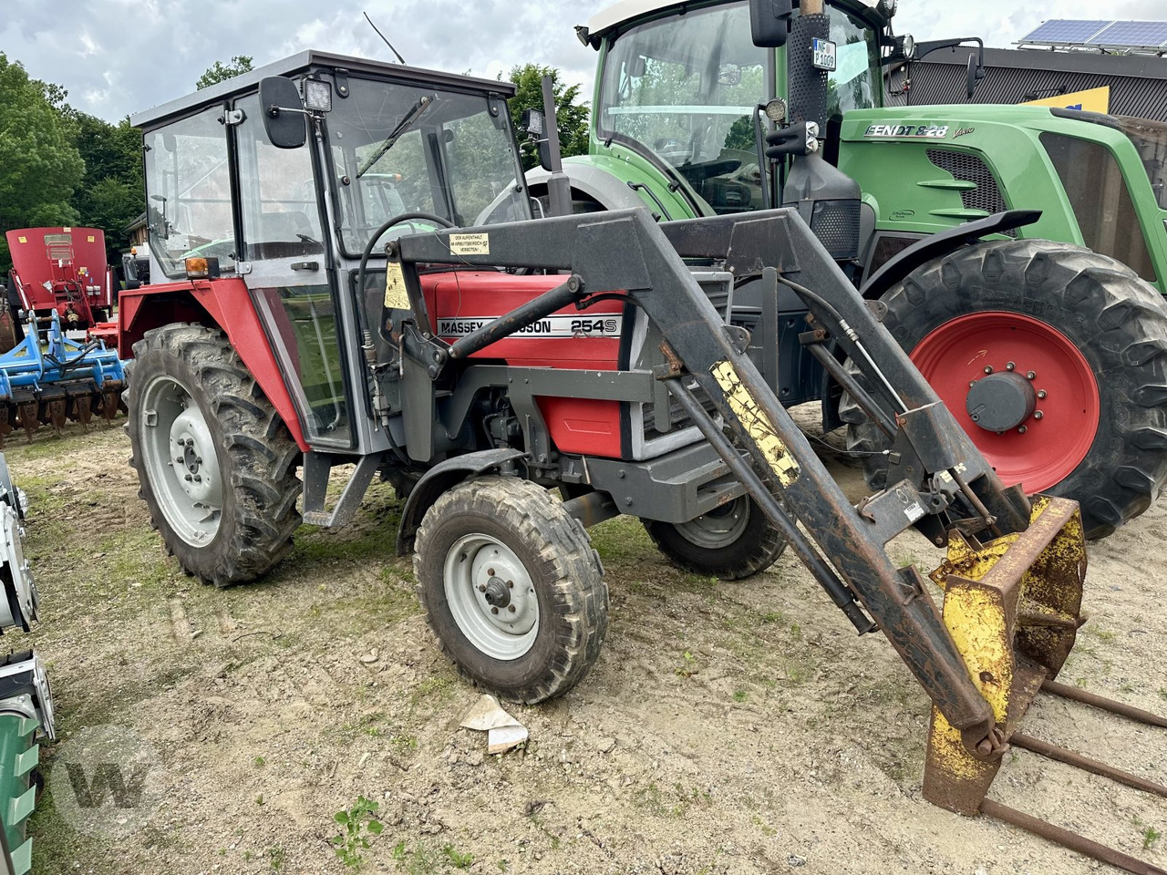 Massey Ferguson 254S - Traktor: obrázek 1 Massey Ferguson 254S - Traktor: obrázek 1