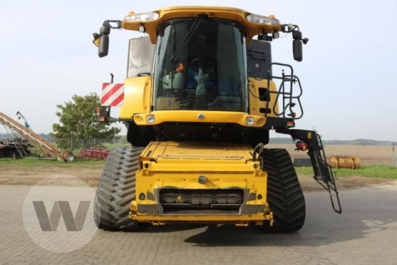 New Holland CR 9090 SCR - Sklízecí mlátička: obrázek 3 New Holland CR 9090 SCR - Sklízecí mlátička: obrázek 3