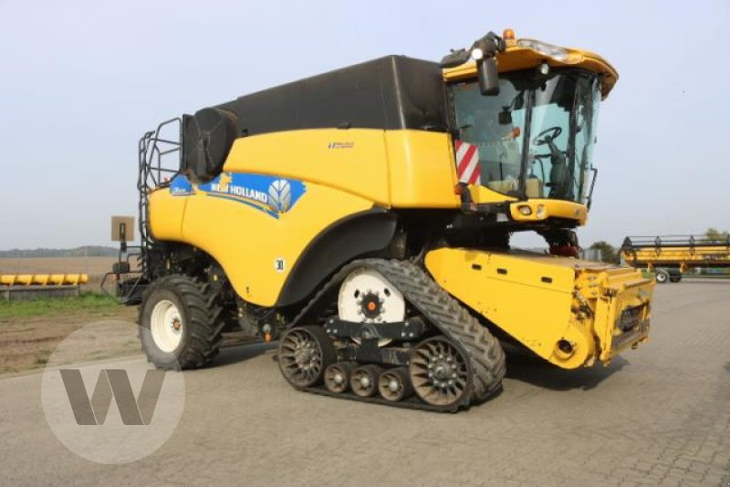 New Holland CR 9090 SCR - Sklízecí mlátička: obrázek 5 New Holland CR 9090 SCR - Sklízecí mlátička: obrázek 5