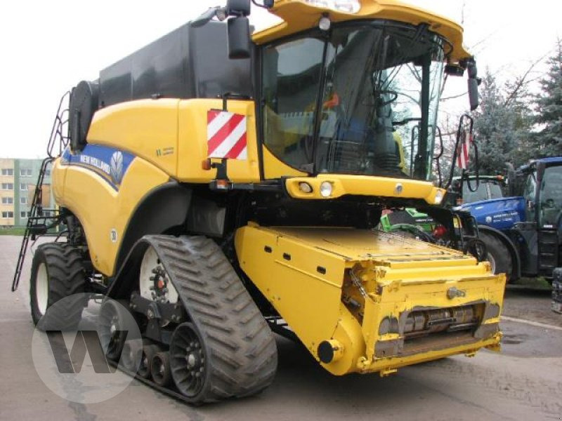 New Holland CR 9090 SCR - Sklízecí mlátička: obrázek 2 New Holland CR 9090 SCR - Sklízecí mlátička: obrázek 2