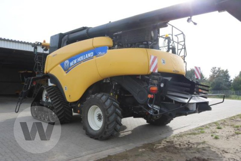 New Holland CR 9090 SCR - Sklízecí mlátička: obrázek 2 New Holland CR 9090 SCR - Sklízecí mlátička: obrázek 2