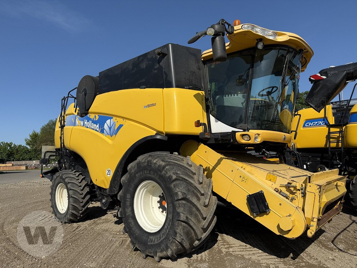 New Holland CX 8090 - Sklízecí mlátička: obrázek 1 New Holland CX 8090 - Sklízecí mlátička: obrázek 1