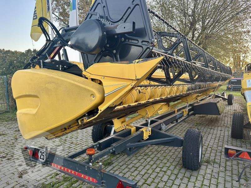 New Holland Schneidwerk 40 GHVF - Žací lišta: obrázek 1 New Holland Schneidwerk 40 GHVF - Žací lišta: obrázek 1