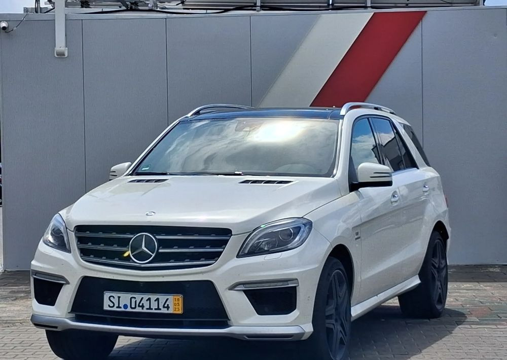 Mercedes-Benz ML 63 AMG 4Matic AMG SPEEDSHIFT 7G-TRONIC - SUV: obrázek 1 Mercedes-Benz ML 63 AMG 4Matic AMG SPEEDSHIFT 7G-TRONIC - SUV: obrázek 1