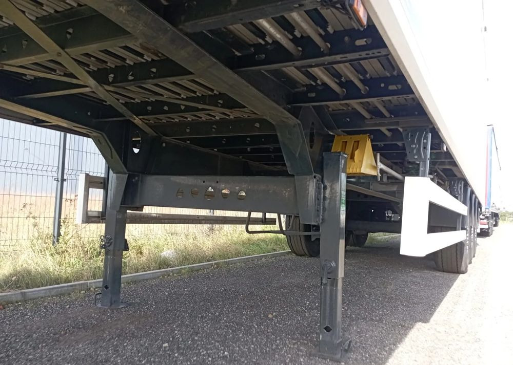 Reisch 3x Ruchoma podłoga 2 - 2022 , 1-2023 - S posuvnou podlahou návěs: obrázek 2 Reisch 3x Ruchoma podłoga 2 - 2022 , 1-2023 - S posuvnou podlahou návěs: obrázek 2