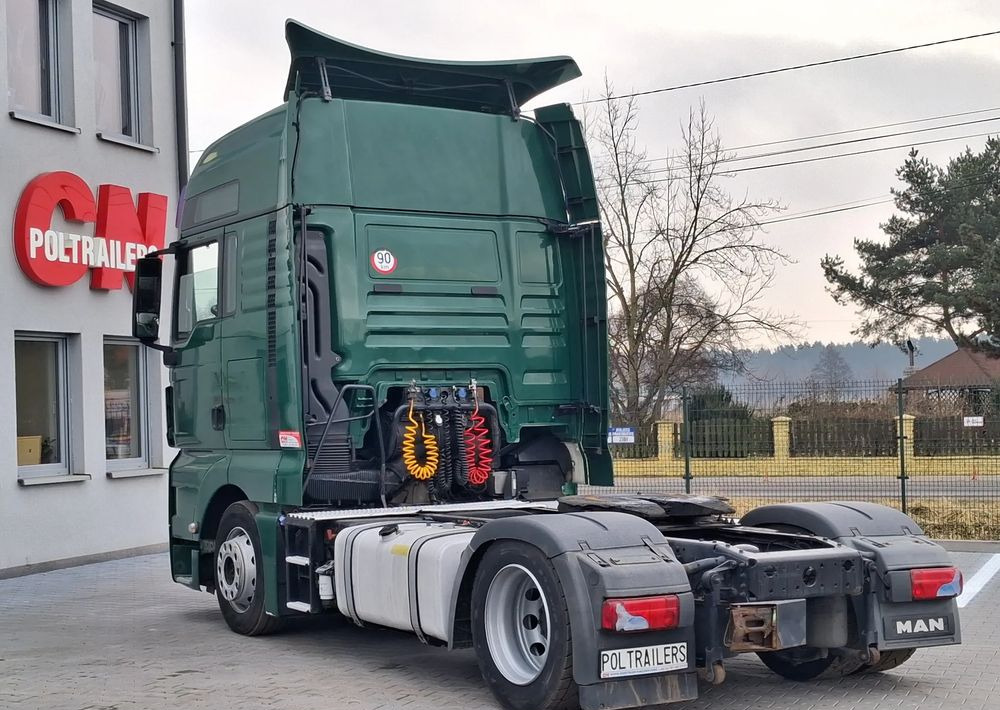 MAN TGX 18.440 XL Low Deck - Tahač: obrázek 4 MAN TGX 18.440 XL Low Deck - Tahač: obrázek 4