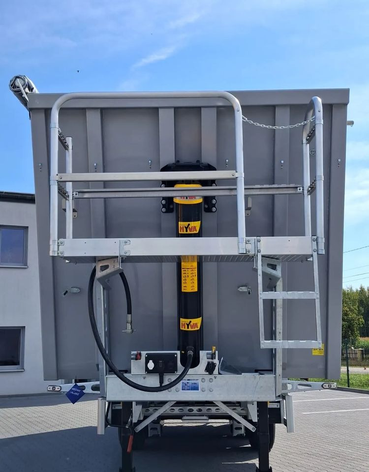 Zaslaw Wywrotka Aluminiowa 51m3 Klapo-Drzwi - Sklápěcí návěs: obrázek 5 Zaslaw Wywrotka Aluminiowa 51m3 Klapo-Drzwi - Sklápěcí návěs: obrázek 5