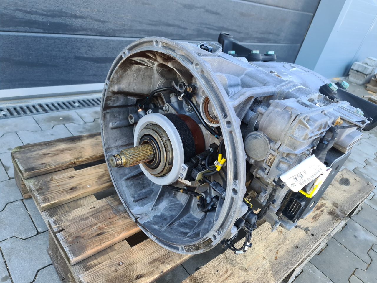 MERCEDES ATEGO ANTOS / COMPLETE GEARBOX / G140-8 / WORLDWIDE DELIVERY - Převodovka: obrázek 2 MERCEDES ATEGO ANTOS / COMPLETE GEARBOX / G140-8 / WORLDWIDE DELIVERY - Převodovka: obrázek 2