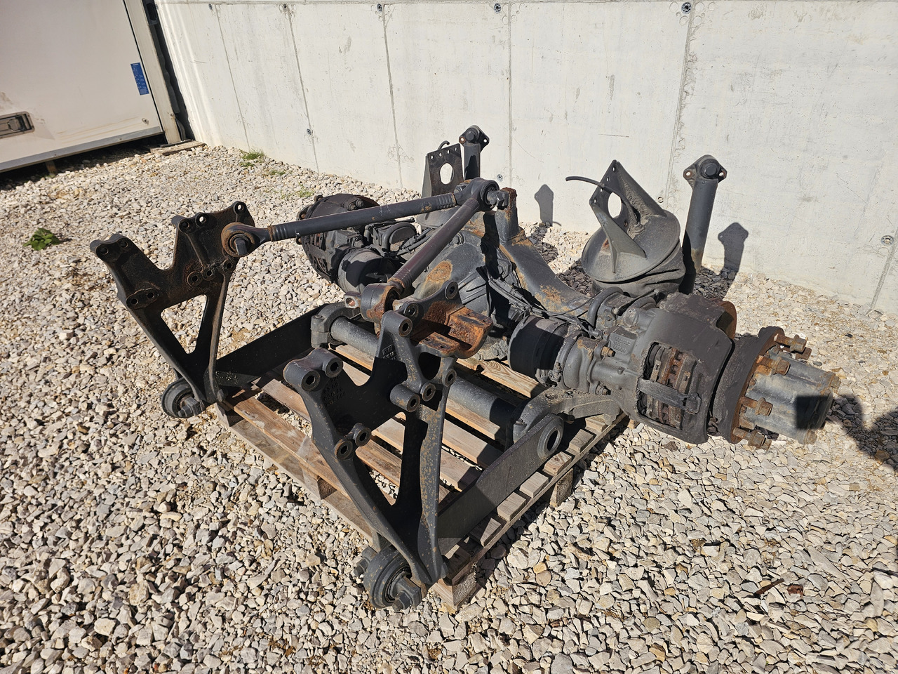 MERCEDES ATEGO MP4 12.XXX EURO 6 / R390-11,0 C19.5 / RATIO: 3,909 / REAR AXLE - Zadní náprava: obrázek 3 MERCEDES ATEGO MP4 12.XXX EURO 6 / R390-11,0 C19.5 / RATIO: 3,909 / REAR AXLE - Zadní náprava: obrázek 3