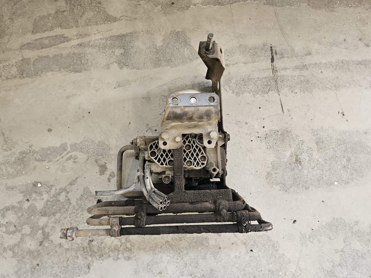 MERCEDES-BENZ ACTROS MP4 EURO 6 / AIR DRYIER / A0014460364 / K078214 - Brzdový ventil: obrázek 3 MERCEDES-BENZ ACTROS MP4 EURO 6 / AIR DRYIER / A0014460364 / K078214 - Brzdový ventil: obrázek 3