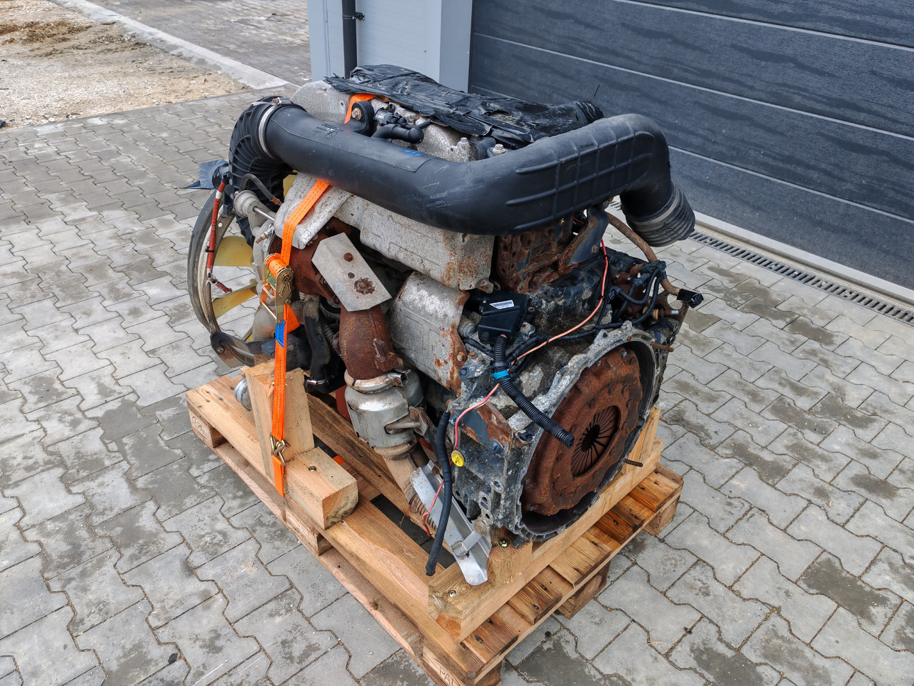 RENAULT DXI5 180 EUV / EURO 5 / COMPLETE ENGINE - Motor: obrázek 3 RENAULT DXI5 180 EUV / EURO 5 / COMPLETE ENGINE - Motor: obrázek 3