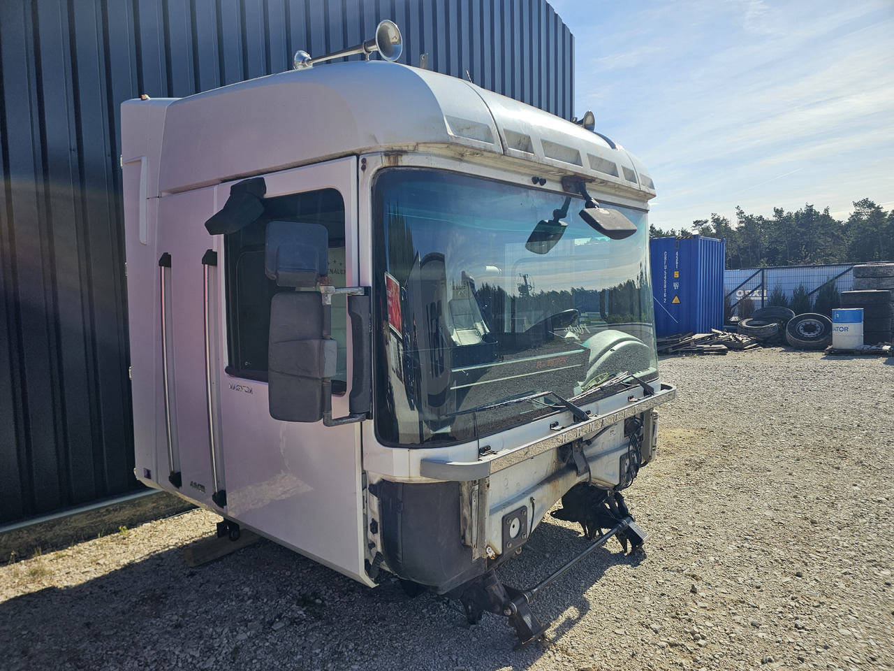 RENAULT MAGNUM DXI VEGA LIFT / COMPLETE CABINE - Kabina: obrázek 2 RENAULT MAGNUM DXI VEGA LIFT / COMPLETE CABINE - Kabina: obrázek 2