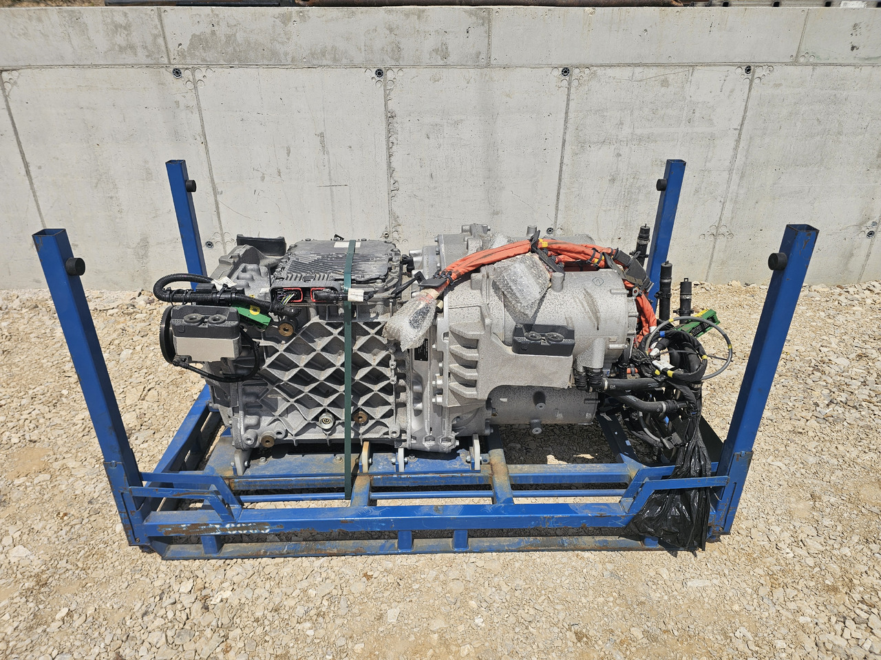 VOLVO ELECTRIC ENGINE / NEM3 / EPT2412 / FH FM ELECTRIC - Motor: obrázek 1 VOLVO ELECTRIC ENGINE / NEM3 / EPT2412 / FH FM ELECTRIC - Motor: obrázek 1