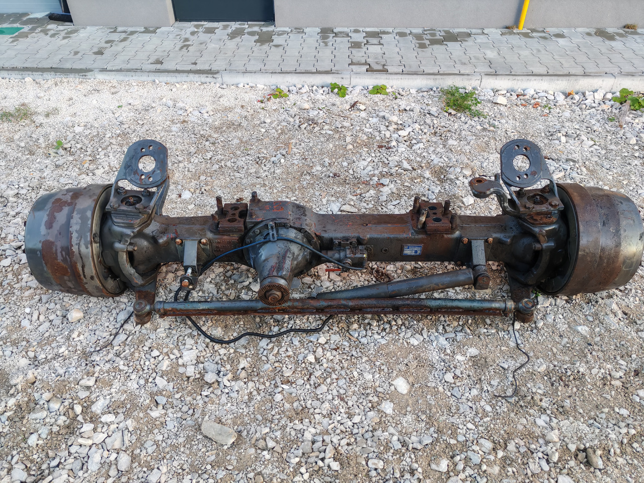 VOLVO FH FM FMX / FRONT DRIVE AXLE 4X4 6X6 / APL-9000 / RATIO: 6.89/2.07 - Přední náprava: obrázek 2 VOLVO FH FM FMX / FRONT DRIVE AXLE 4X4 6X6 / APL-9000 / RATIO: 6.89/2.07 - Přední náprava: obrázek 2