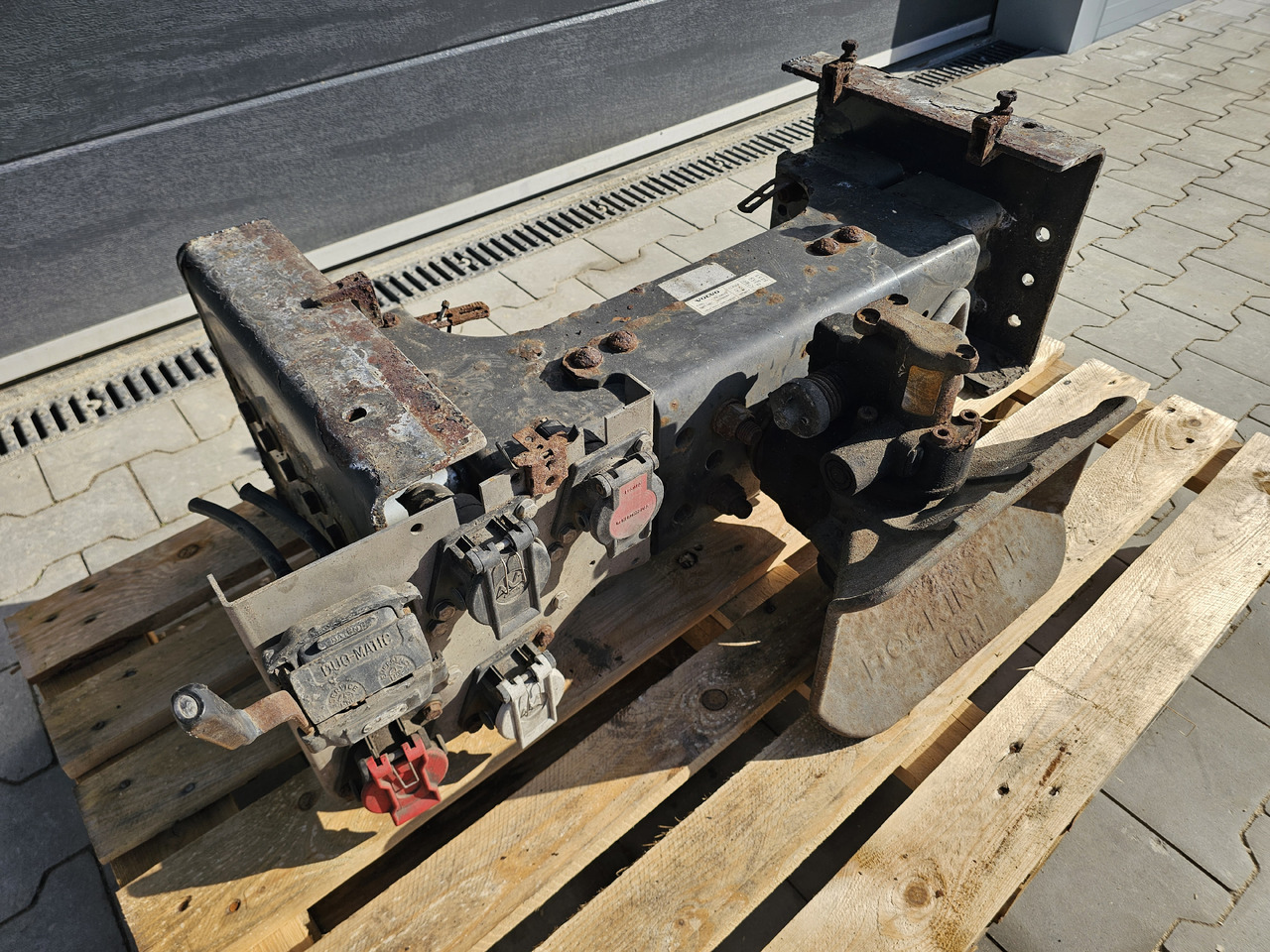VOLVO FH FM / ROCKINGER TRAILER COUPLING / COMPLETE - Točnice: obrázek 3 VOLVO FH FM / ROCKINGER TRAILER COUPLING / COMPLETE - Točnice: obrázek 3
